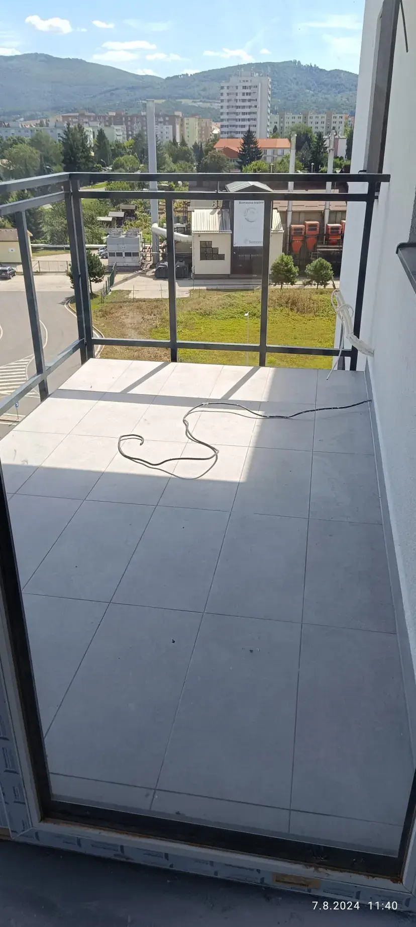 Dlažba a balkóny