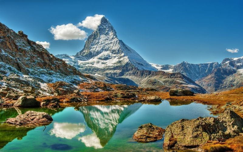 800 Discover Switzerland: Top 10 Must-Visit Scenic Spots