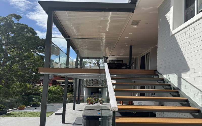 TWO-STORY - FLATDEK PATIO AND COMPOSITE DECKING - STEEL FRAME