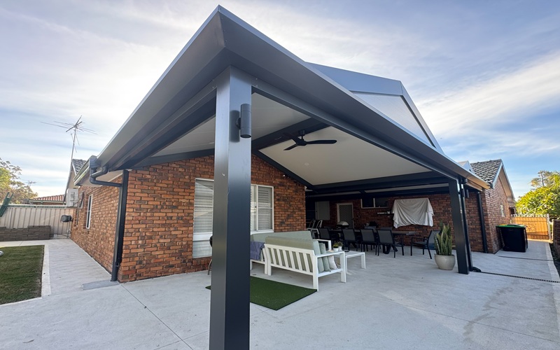 GABLE/FLAT INSULATED PATIO