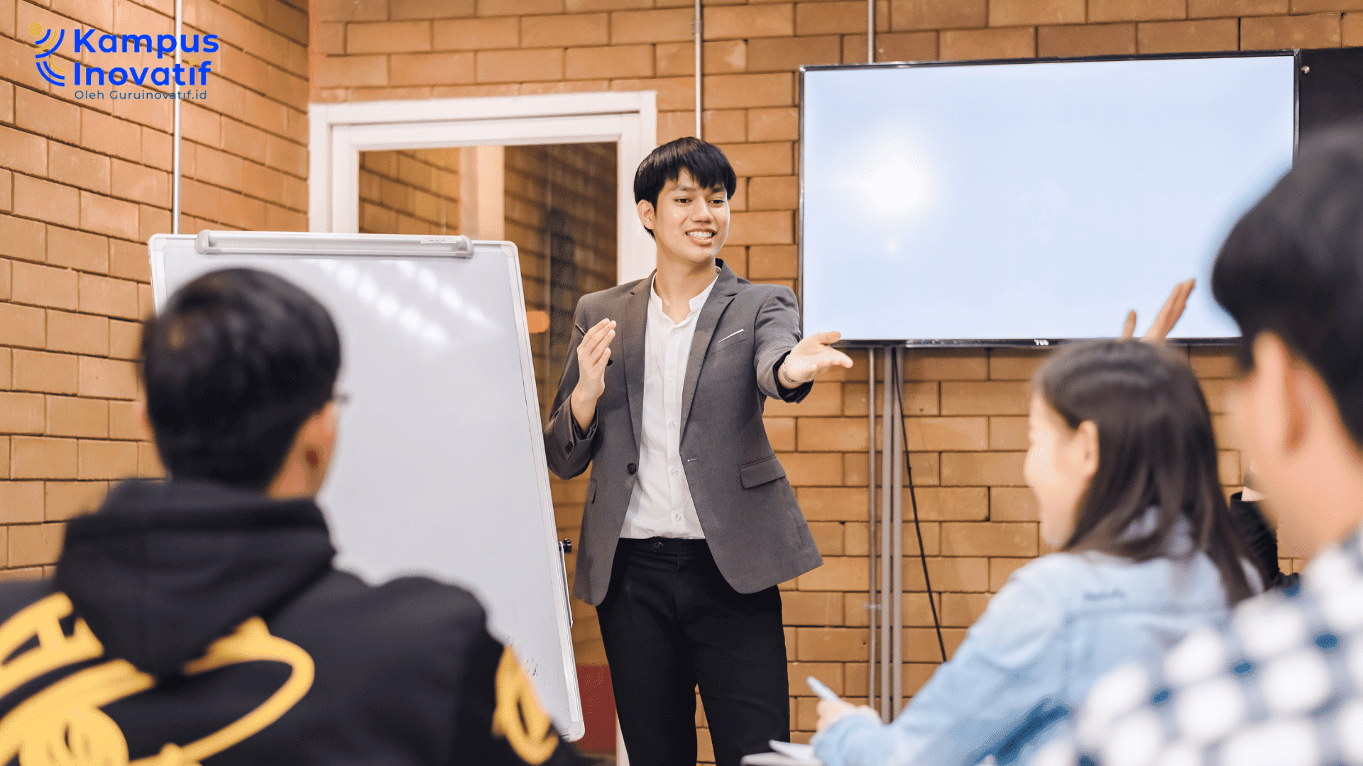 Kuasai Skill Public Speaking dengan Menerapkan Tips Berikut!