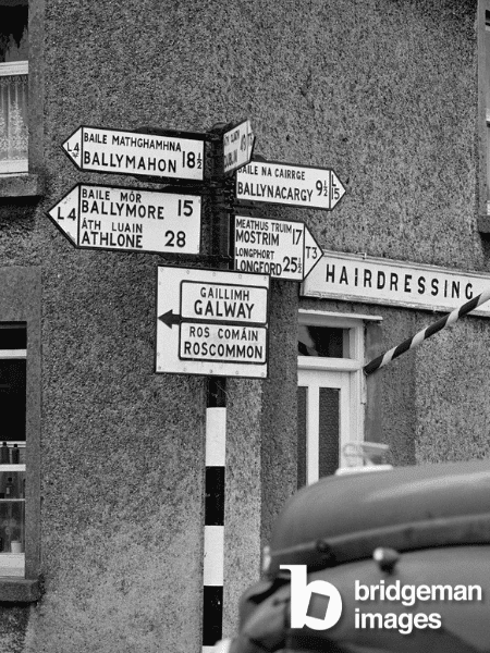 Boyle, Comté de Roscommon, extrait de l'essai : "Images hiberniennes", 1967/69 (photo), Joseph McKenzie
